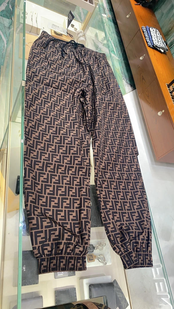 全新未使用 FENDI/芬迪 Fendi logo满印休闲裤