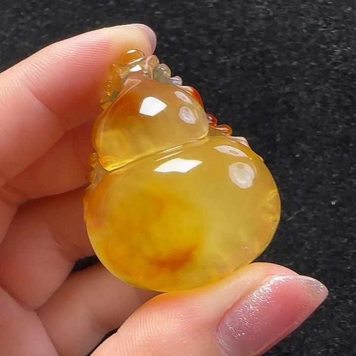 蜜蜡珠宝奇石未镶嵌