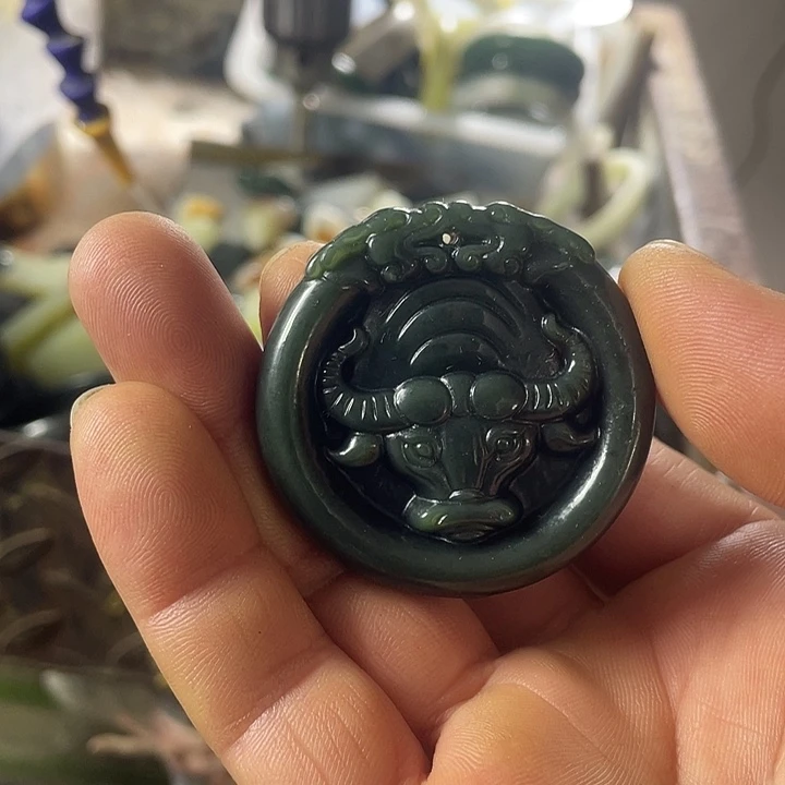 和田玉未镶嵌珠宝奇石