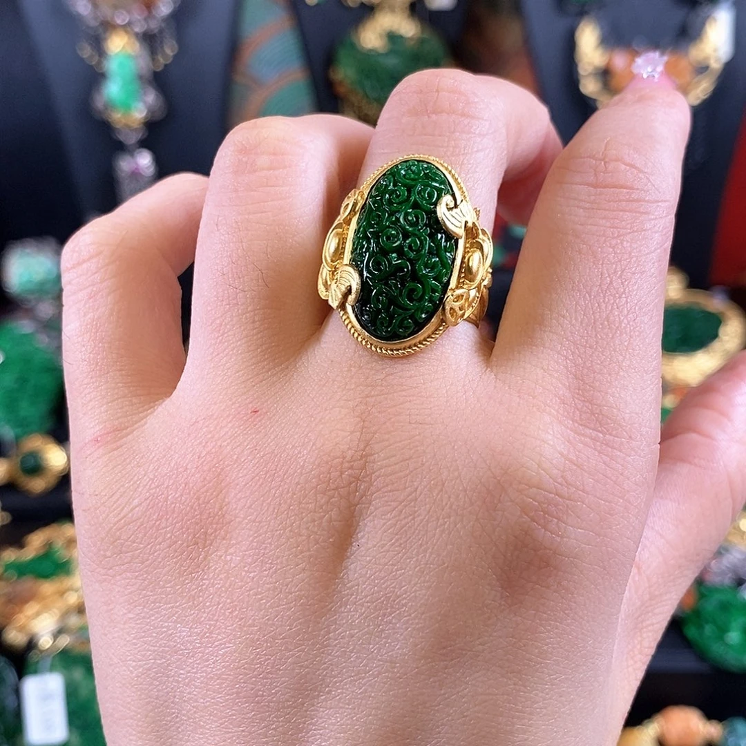 翡翠未镶嵌戒指戒指