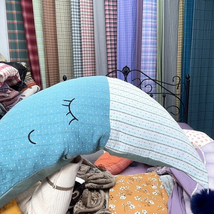 棉蓝色月亮枕纯棉