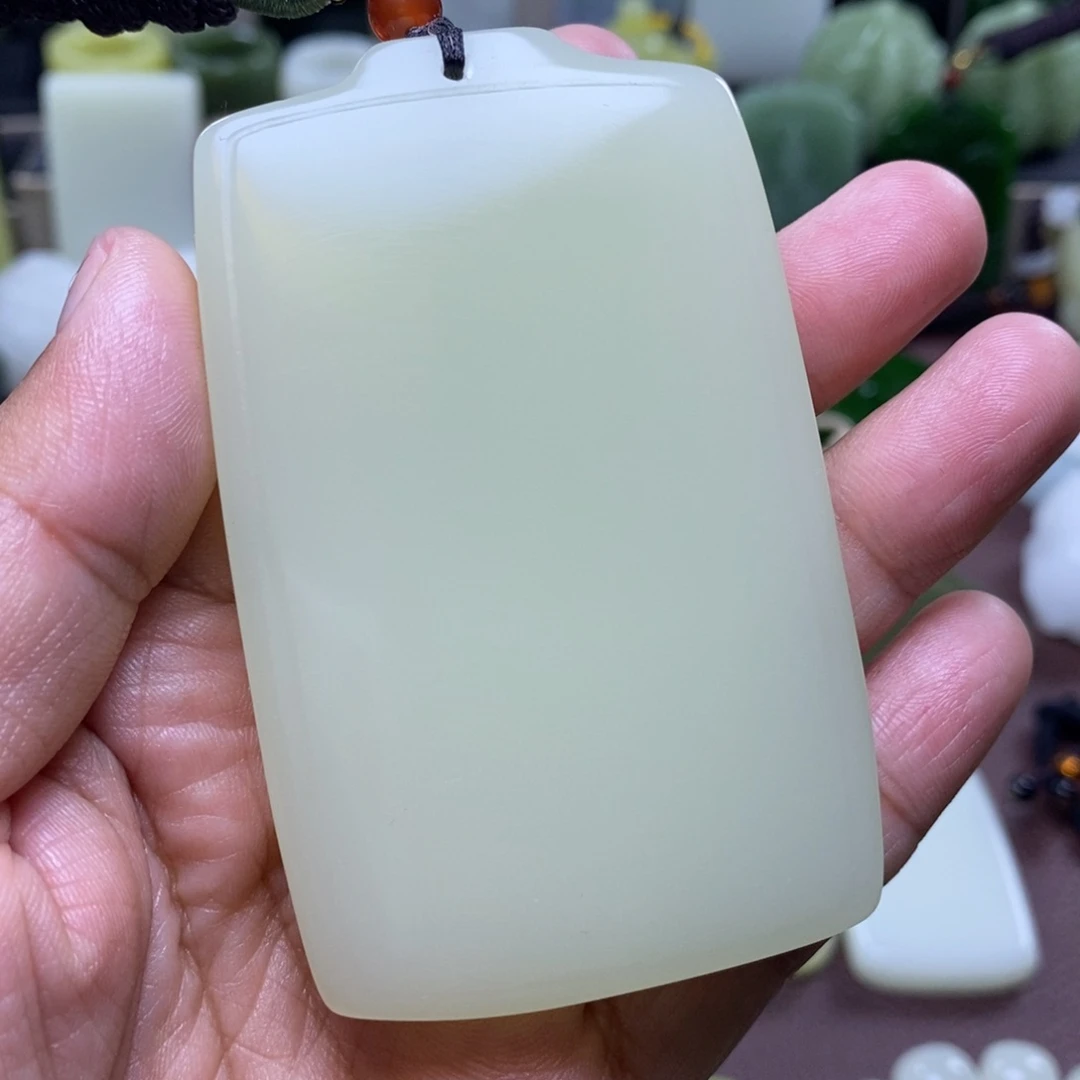 和田玉（糖玉）未镶嵌颈饰
