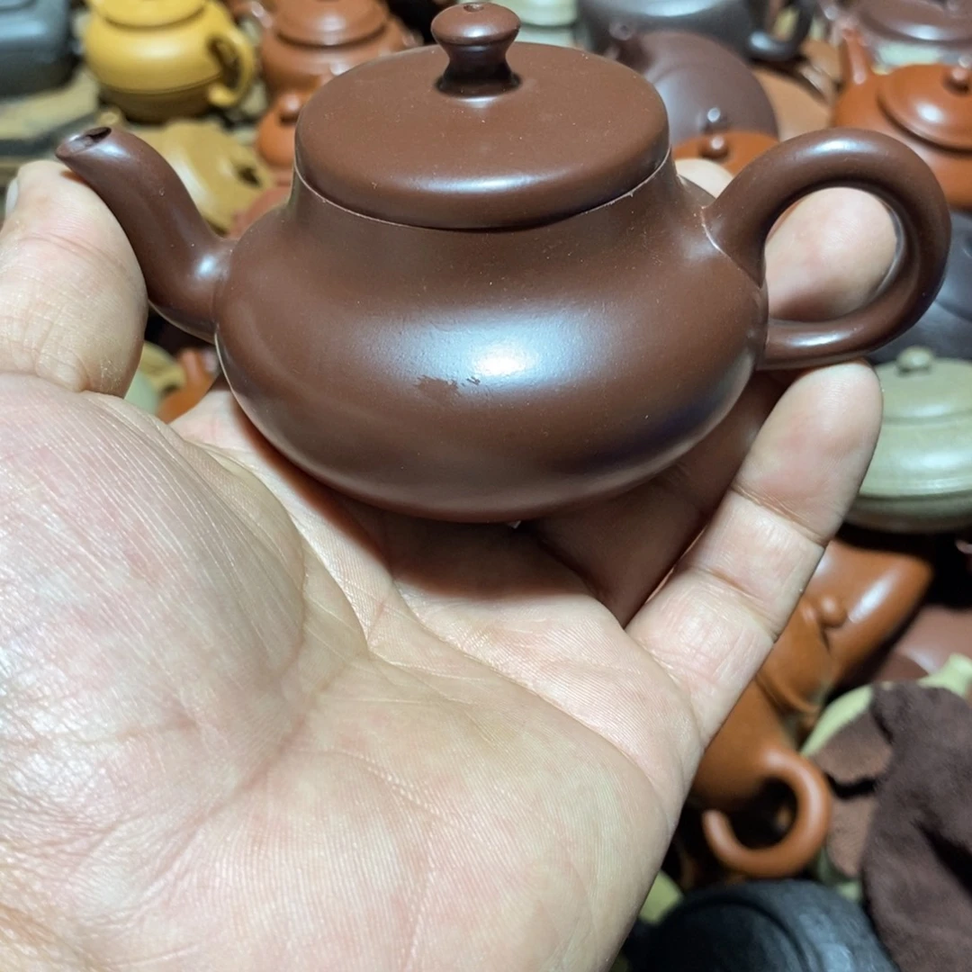 紫砂茶壶欢迎各位光临惠顾