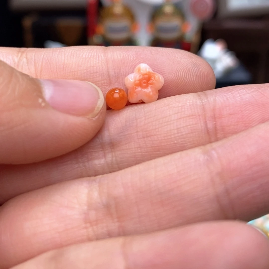 南红玛瑙配饰未镶嵌