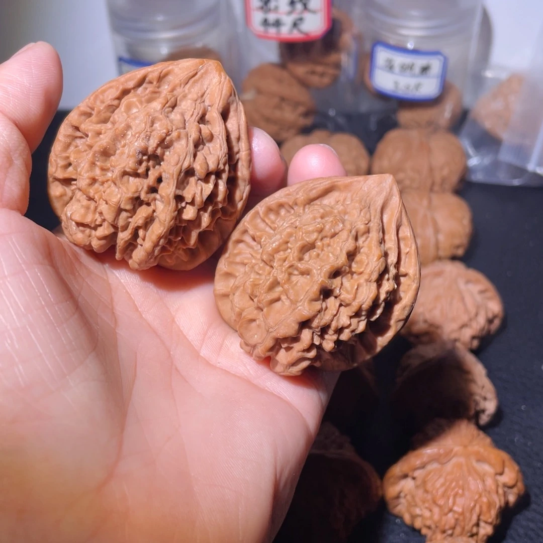 吊坠桃核42尺官帽，