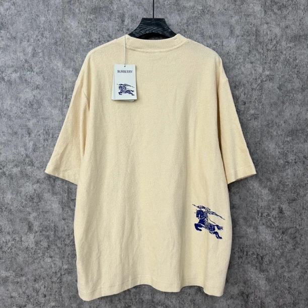 未使用 BURBERRY/博柏利 在售款黄色战马半袖
