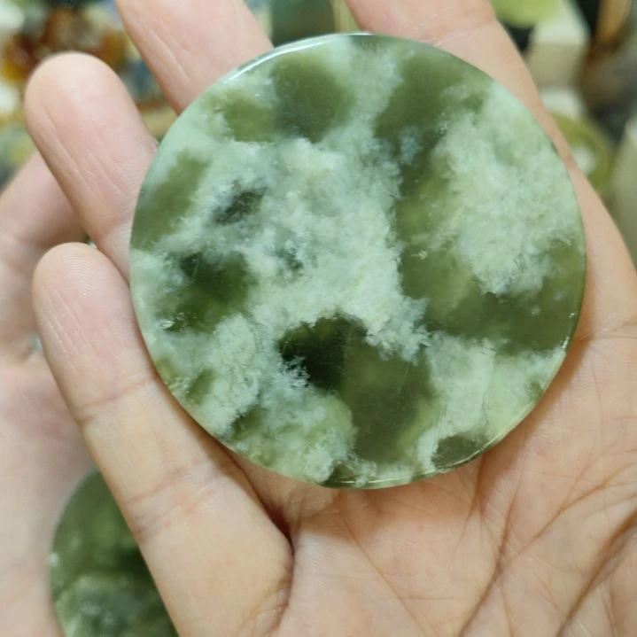 穿***期岫玉未镶嵌挂坠款式