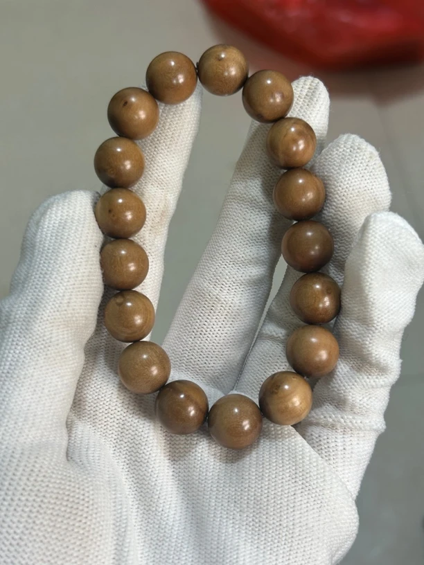 小微瑕-12MM顺纹老山檀香