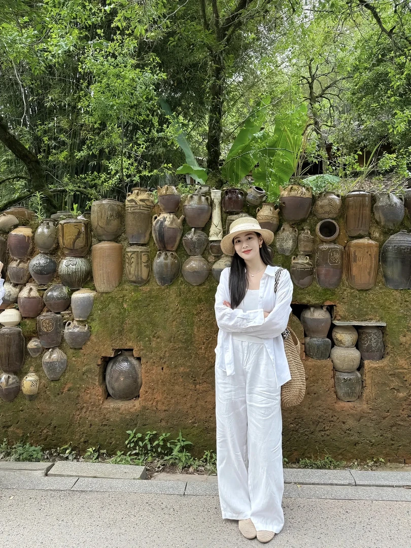 【白色年华】法式老钱风慵懒极简时尚套装白色衬衫吊带直筒长裤套装