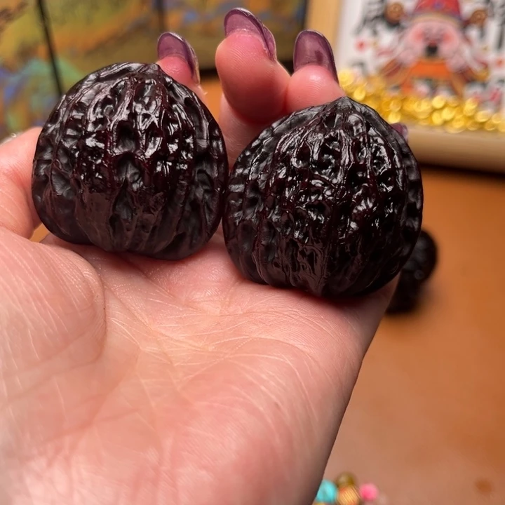 核桃地闷文玩手把件铁锤福利 1