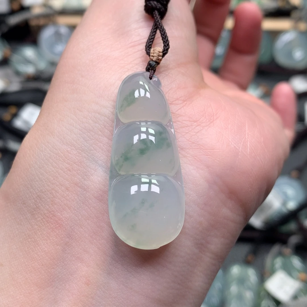 翡翠颈饰未镶嵌00000000000