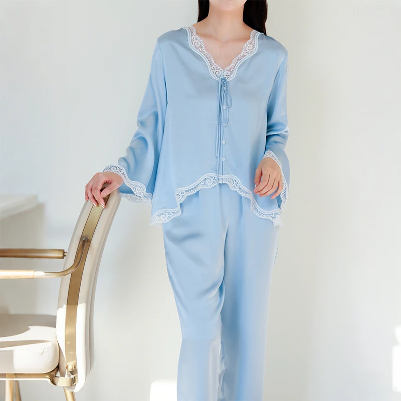 【假日】2025年新款100%桑蚕丝女士家居服套装840111190-1