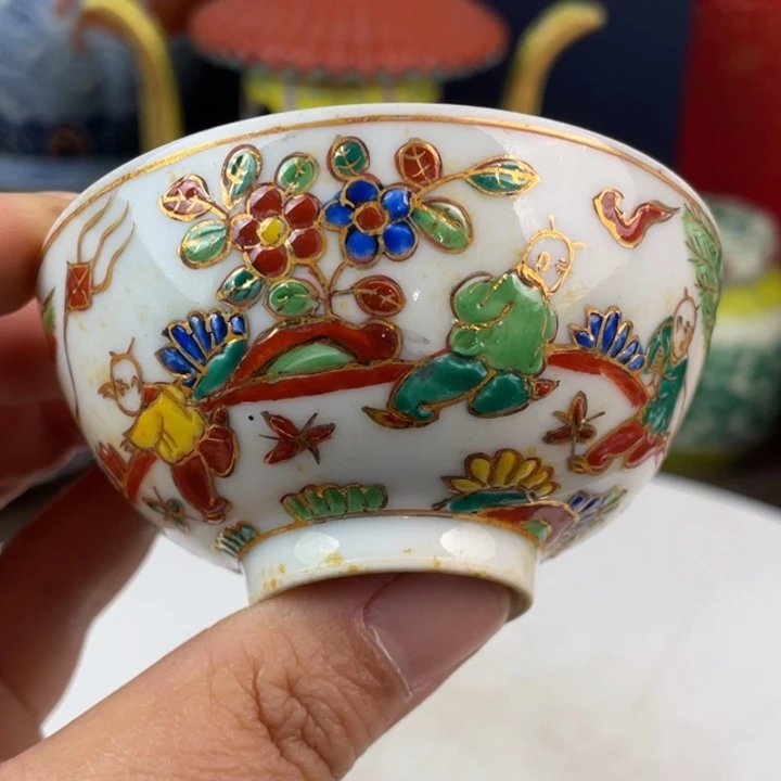 陶瓷诚**金五彩杯子一个
