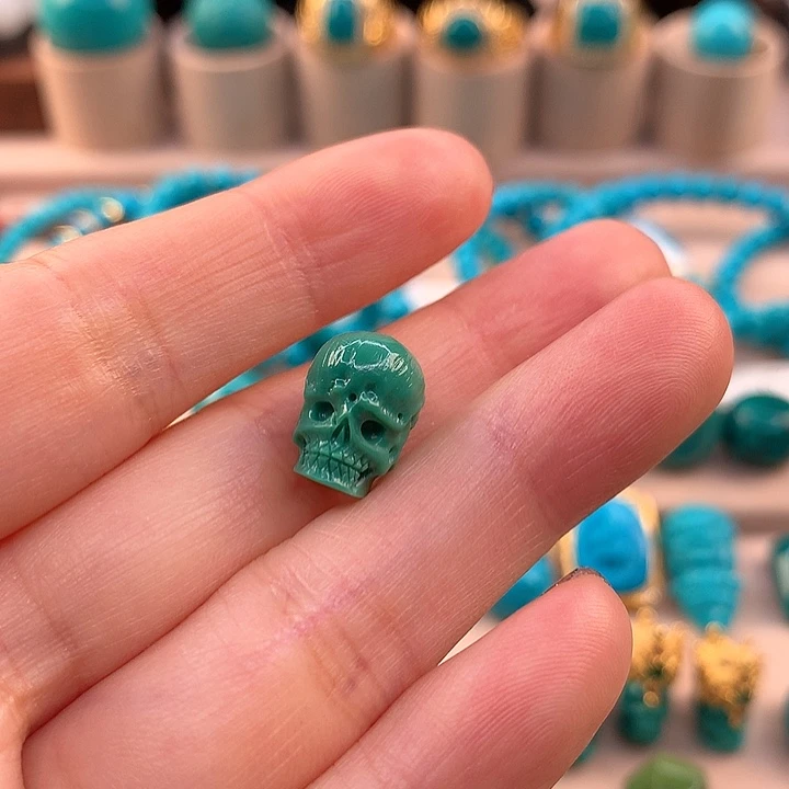 绿松石配饰未镶嵌