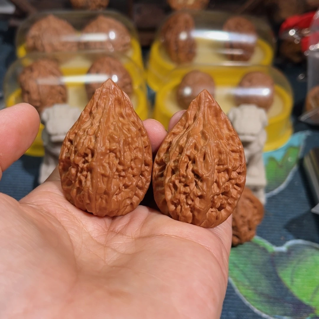 文玩核桃把件红樱枪