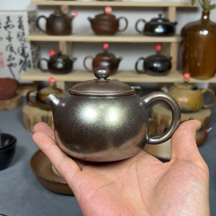 壶介*紫泥古法柴烧金银彩200c c