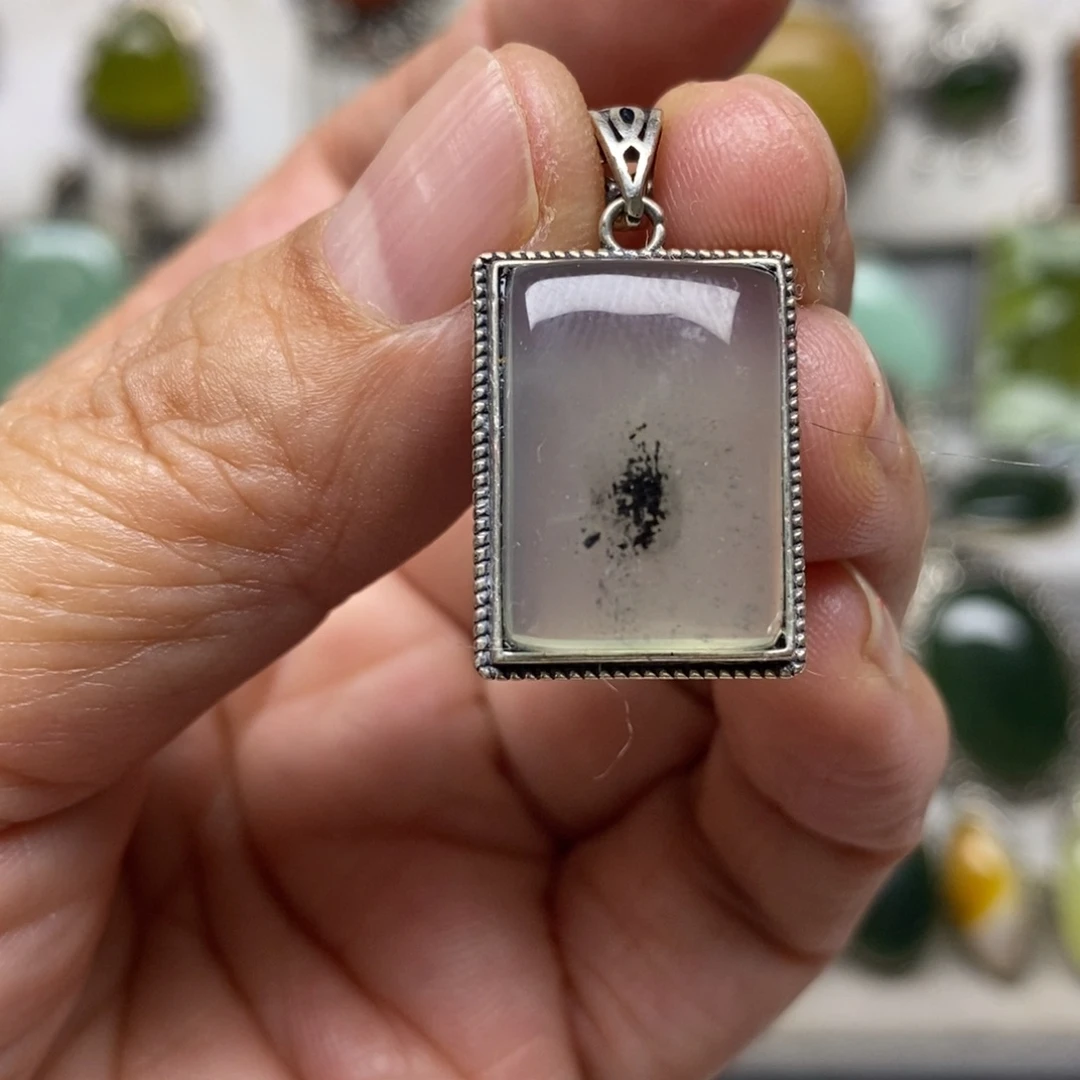 蛇纹石玉银S925镶嵌吊坠