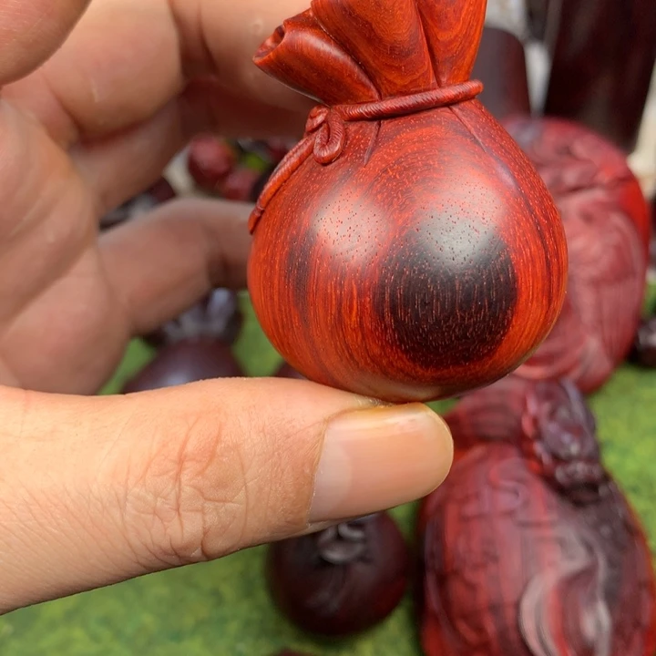 人***得檀香紫檀（小叶紫檀）