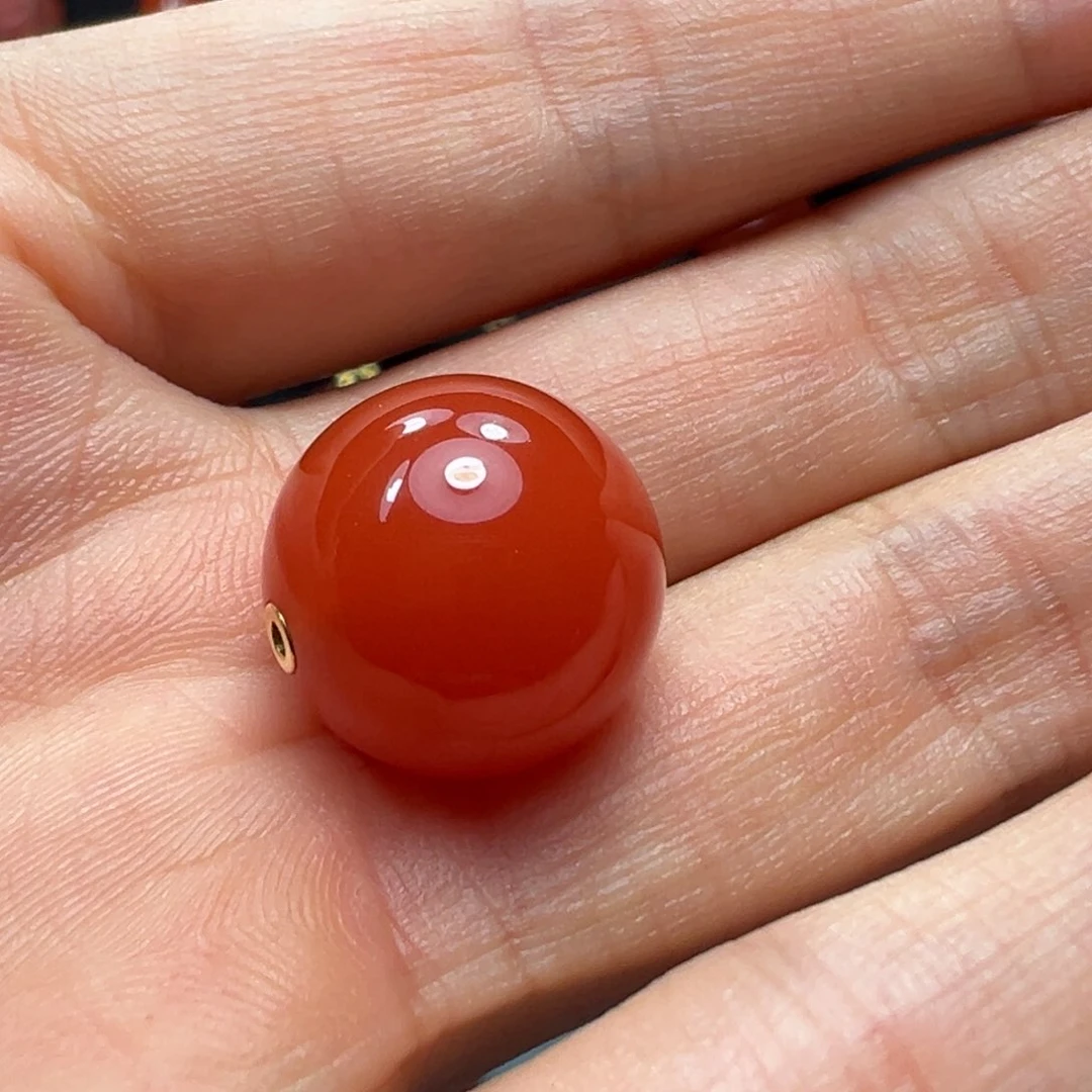 南红玛瑙圆珠吊坠15.218K金镶嵌