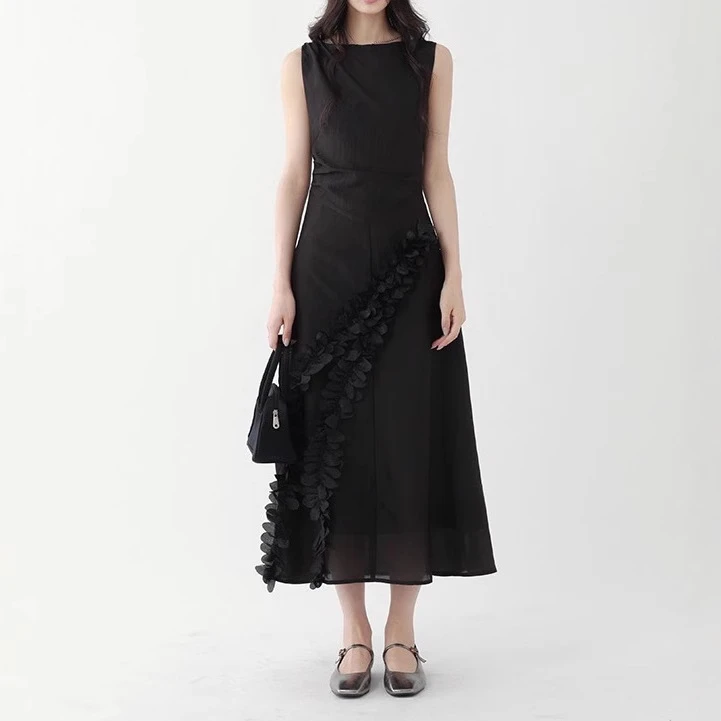 CHACHASTU 法式设计感立体花瓣连衣裙女夏季高腰A字无袖背心长裙