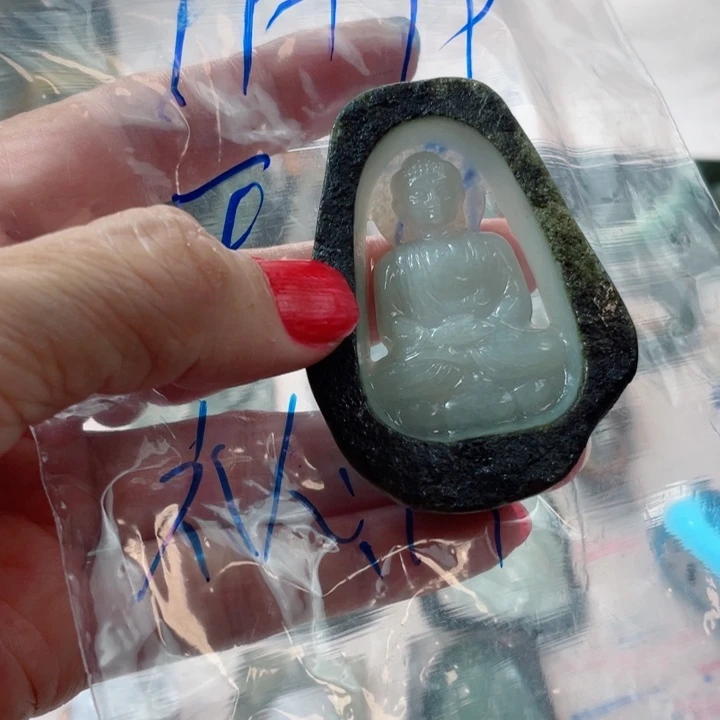天***人颈饰未镶嵌翡翠成品