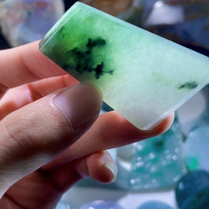 颈饰未镶嵌翡翠天然缅甸翡翠料子