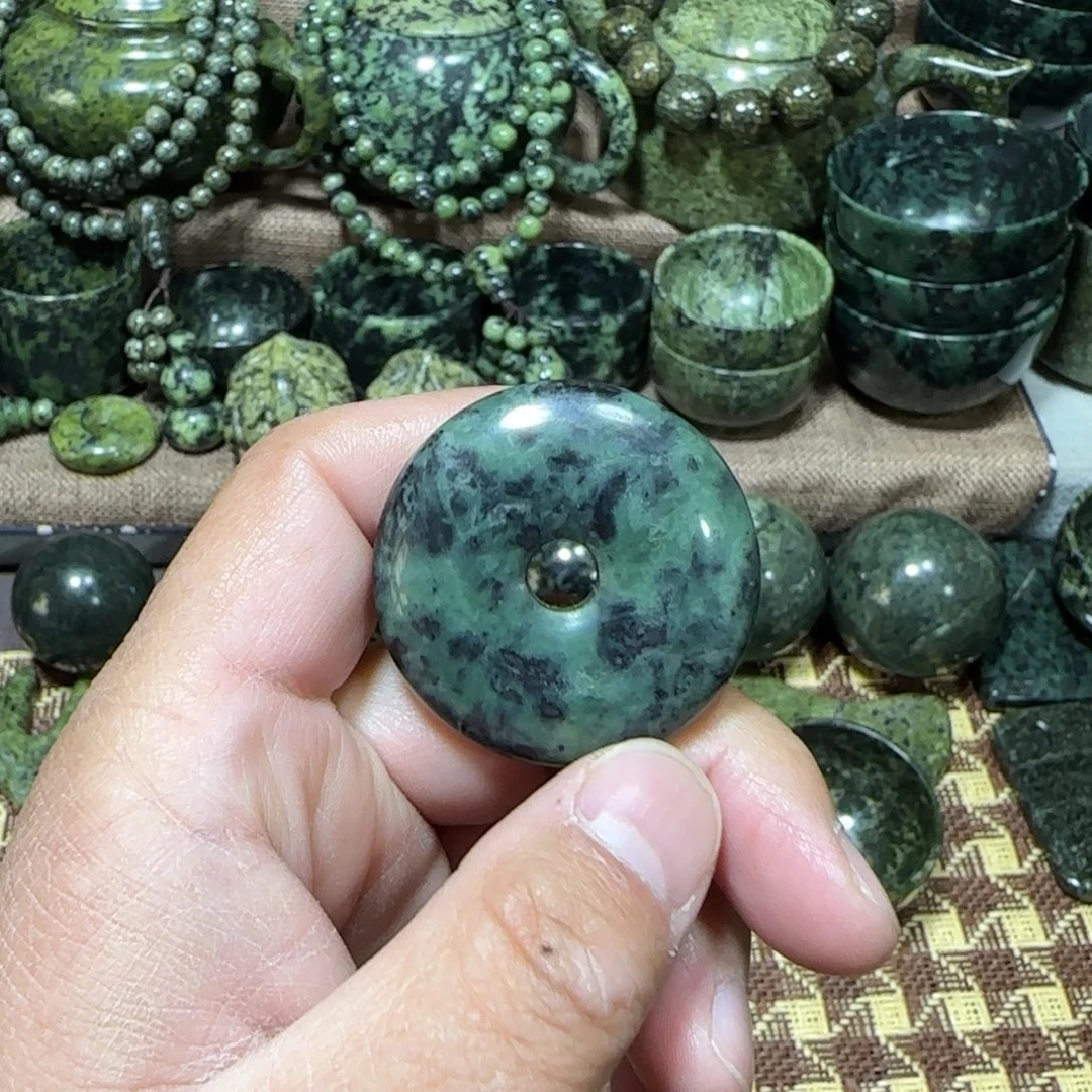 蛇纹石玉未镶嵌藏玉药王石养身产品