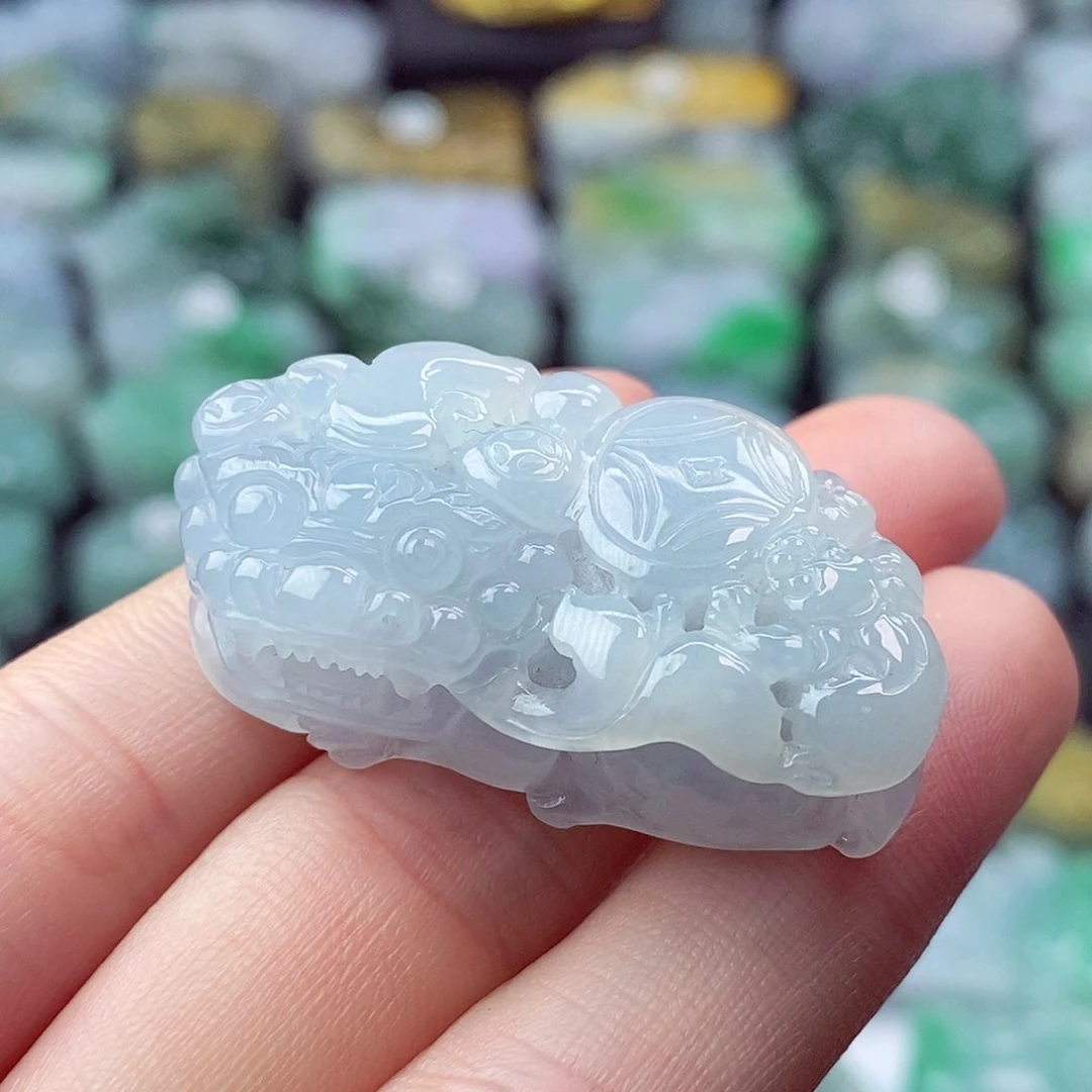 颈饰未镶嵌翡翠天然