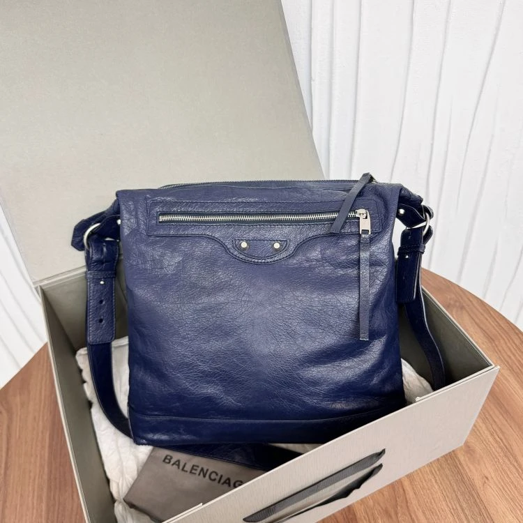 95新/巴黎世家/单肩包/C6844232985/[251231SSS]