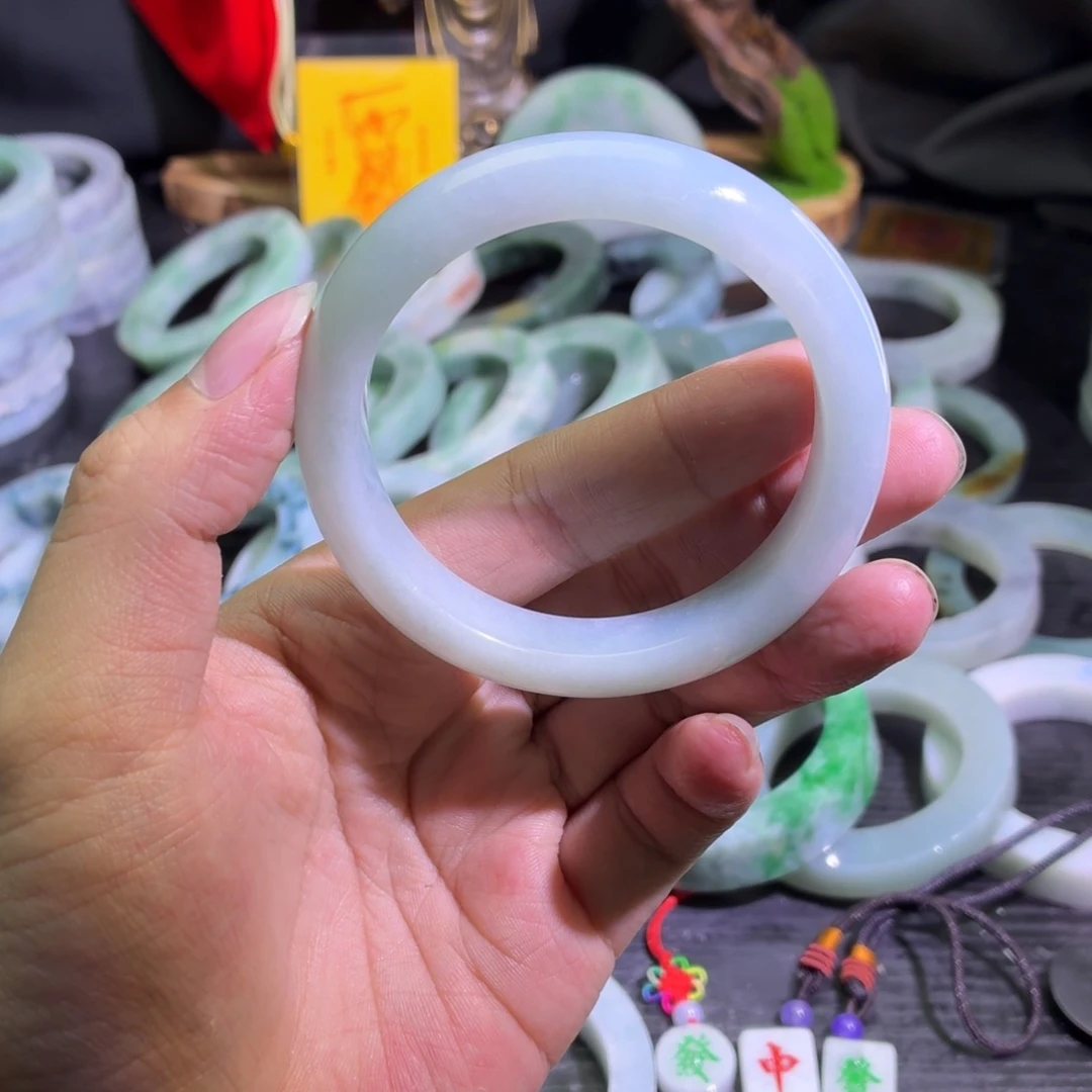 定制翡翠未镶嵌天然翡翠A货毛胚手镯定制