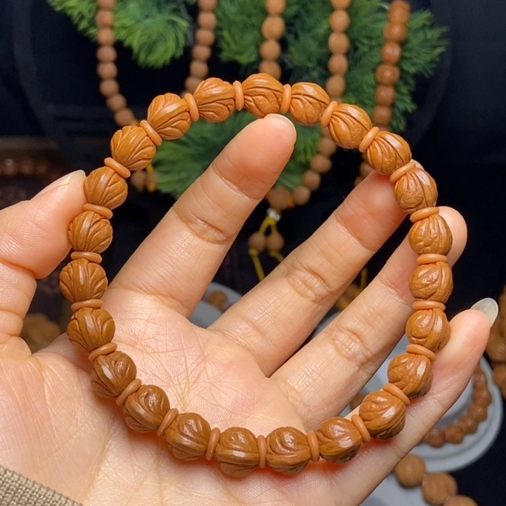 秦岭龙纹桃核手串