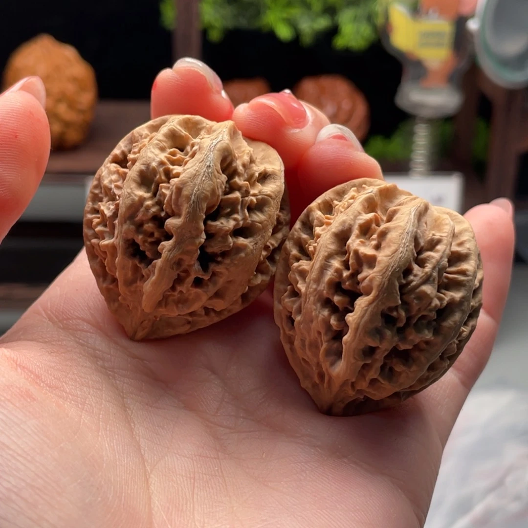 文玩核桃把件小楸千80