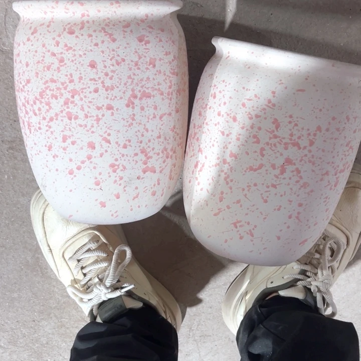 紫砂花盆口径18高度24两只正品