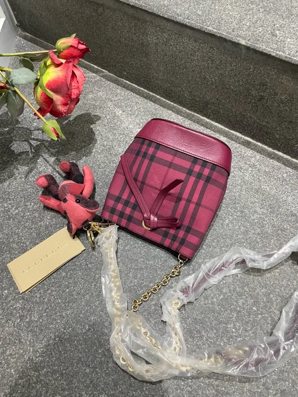 未使用 BURBERRY/博柏利 99新 金扣帆布拼皮小水桶单肩斜挎包