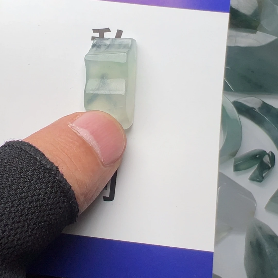 定制翡翠未镶嵌不包工