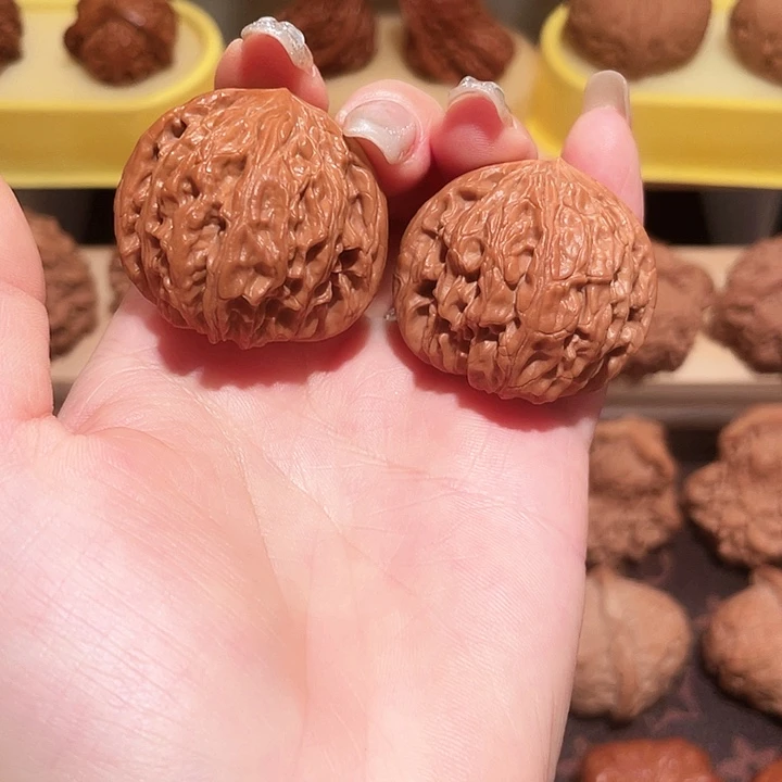 文玩核桃把件磨盘