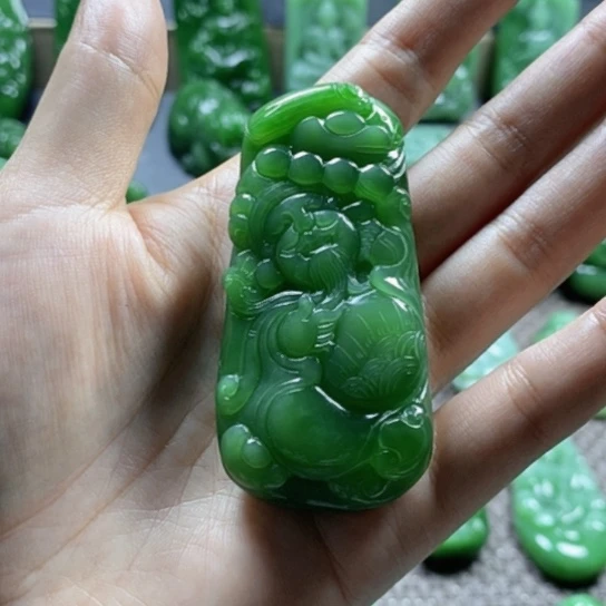 【闪购商品】颈饰未镶嵌和田玉爱****?