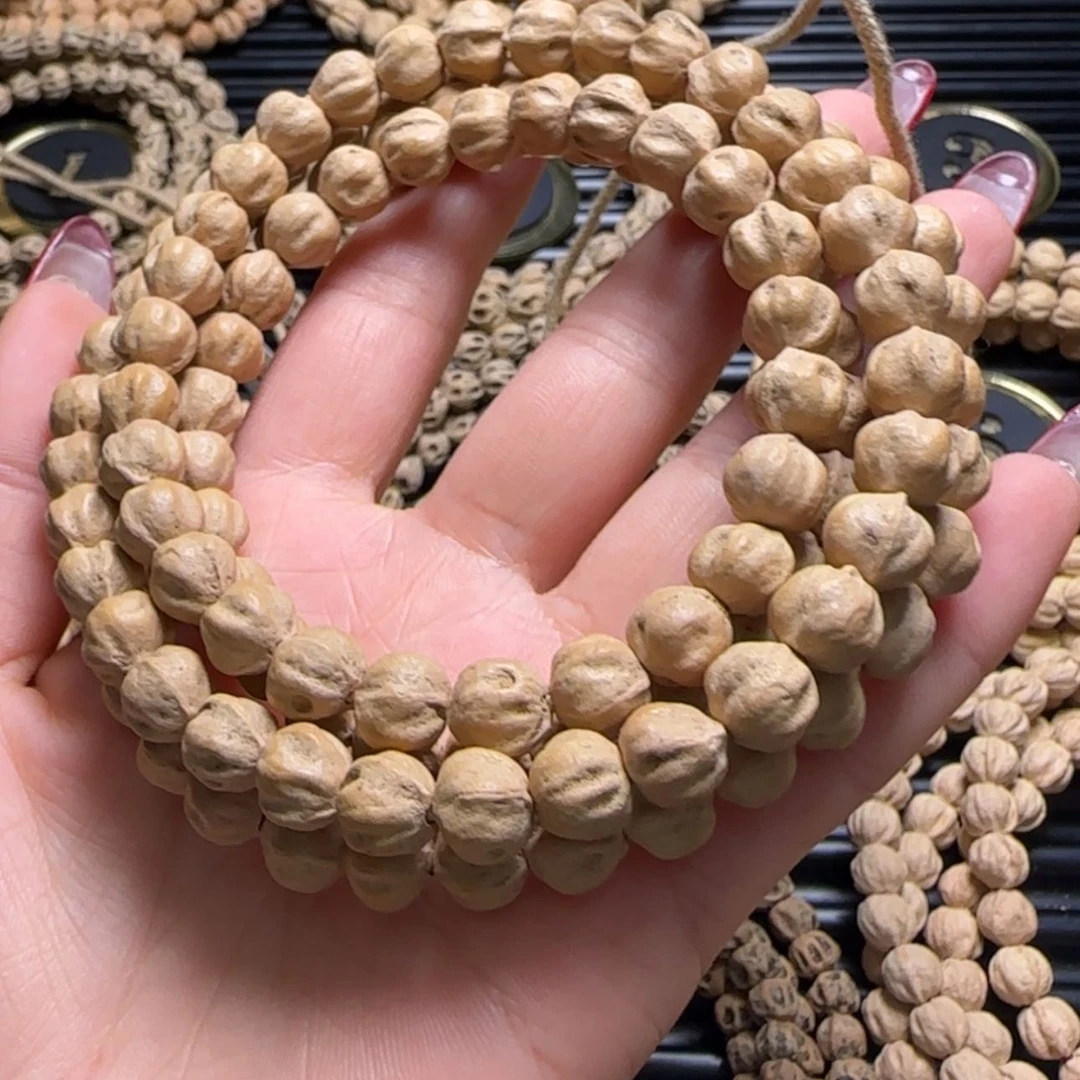 【闪购商品】柏香籽/百香籽吊坠～