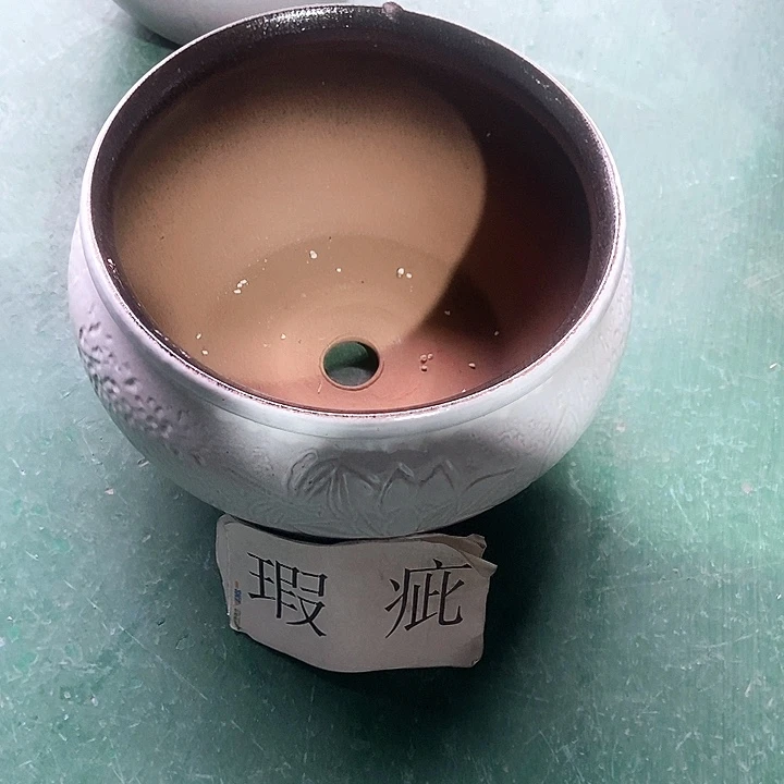 红陶口24。高16。。。。