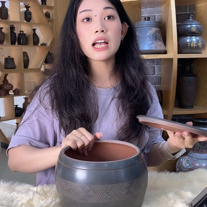 钦州坭兴陶茶叶罐二斤装