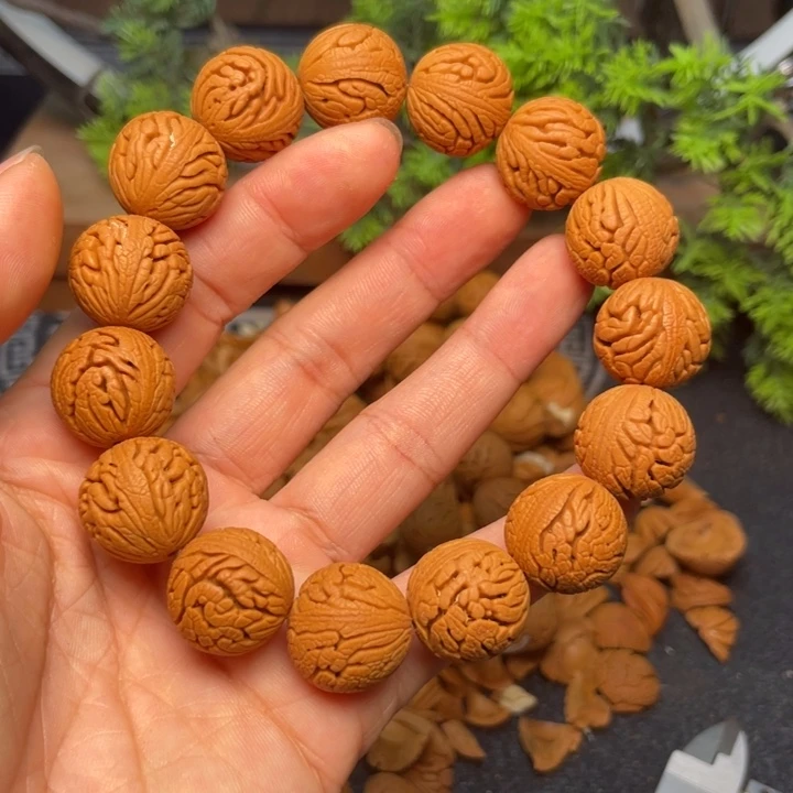 桃核手串龙纹桃核1