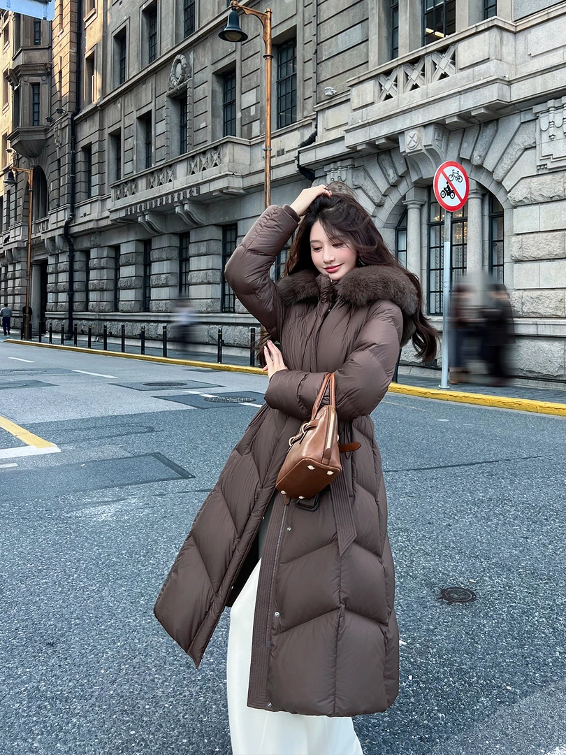 逸轩顺白鸭绒狐狸毛领中长款宽松羽绒服女显瘦加厚外套2025冬季新