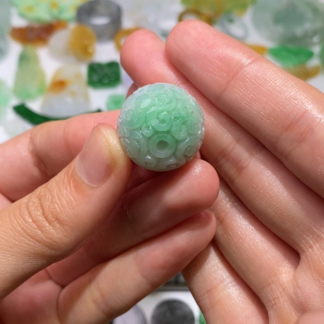 定制翡翠未镶嵌珠子