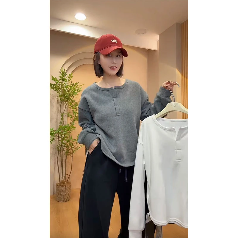 欧货冬季加绒加厚圆领套头卫衣时尚休闲百搭纯色上衣女显瘦运动风