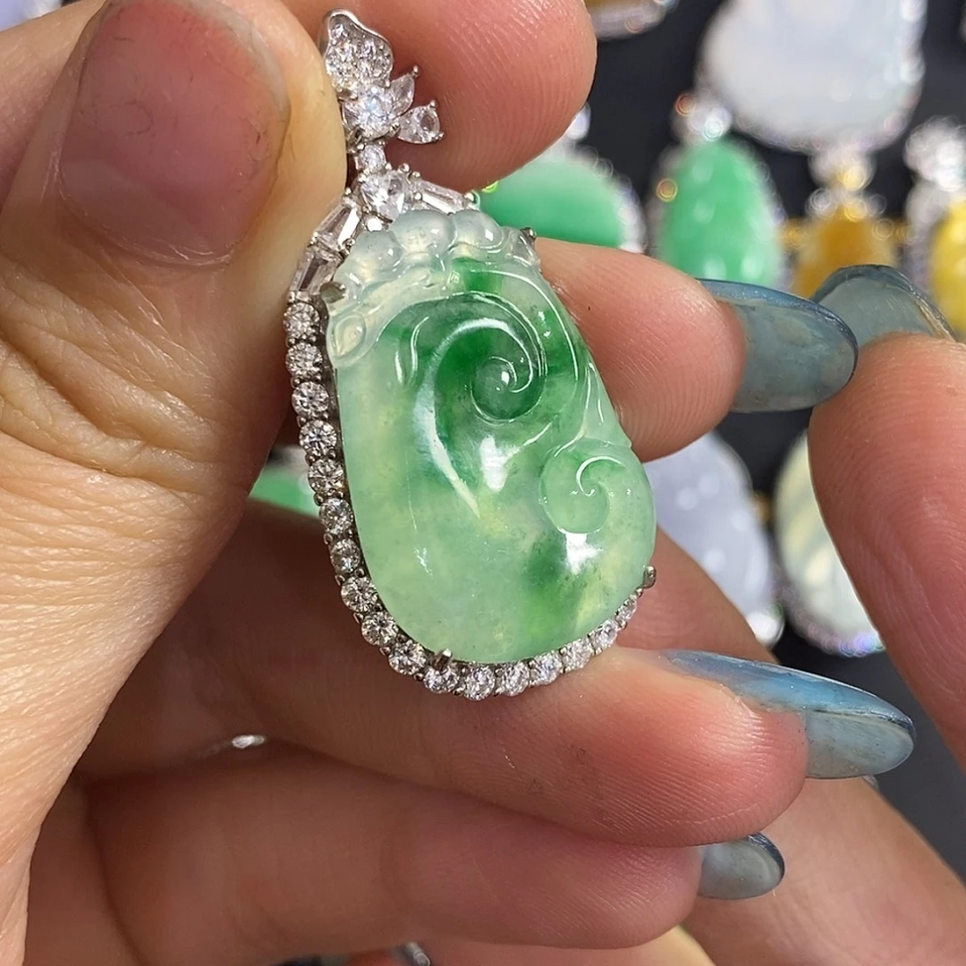 翡翠银S925镶嵌颈饰天然翡翠