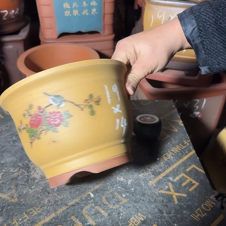 紫砂花盆紫砂花盆