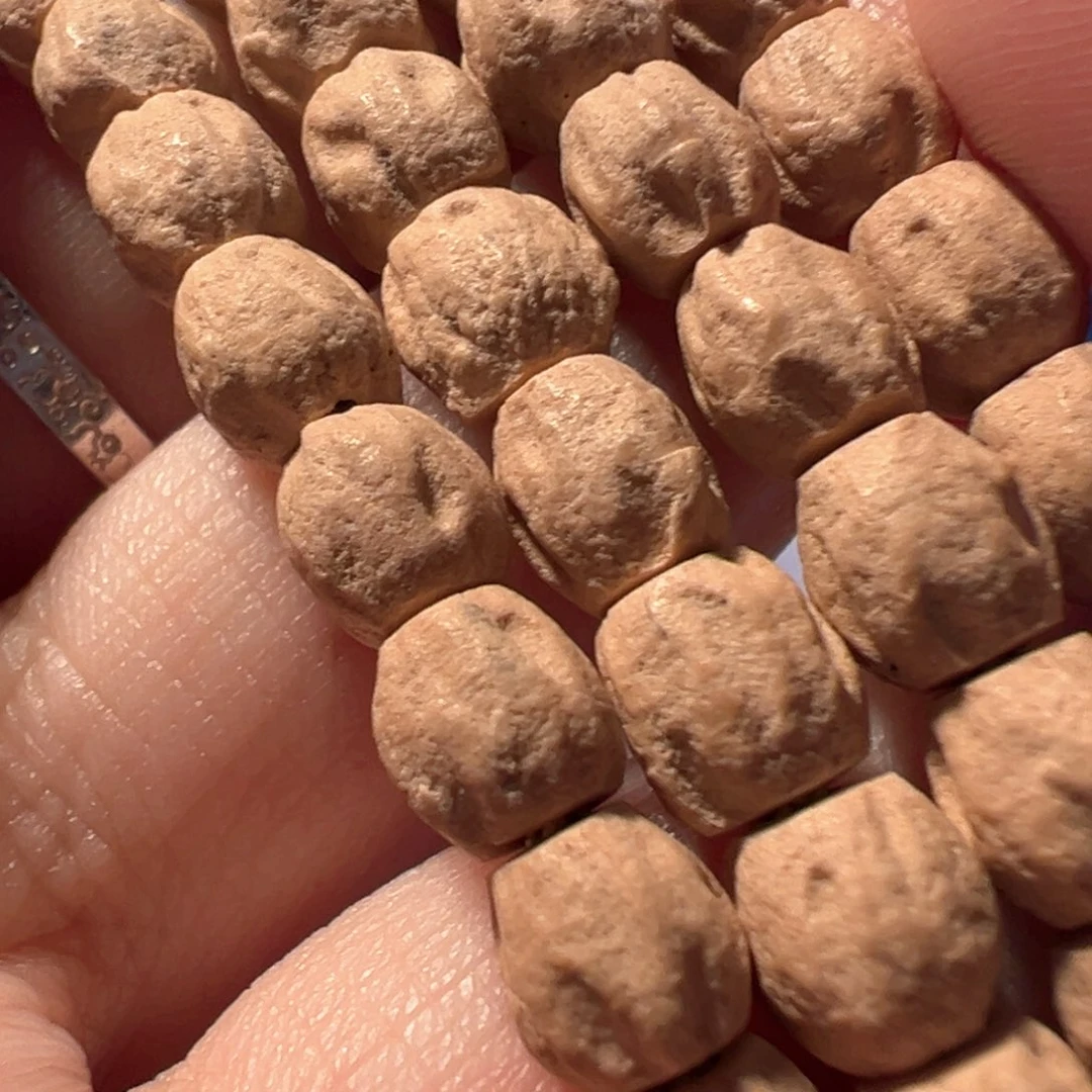 柏香籽/百香籽吊坠f101