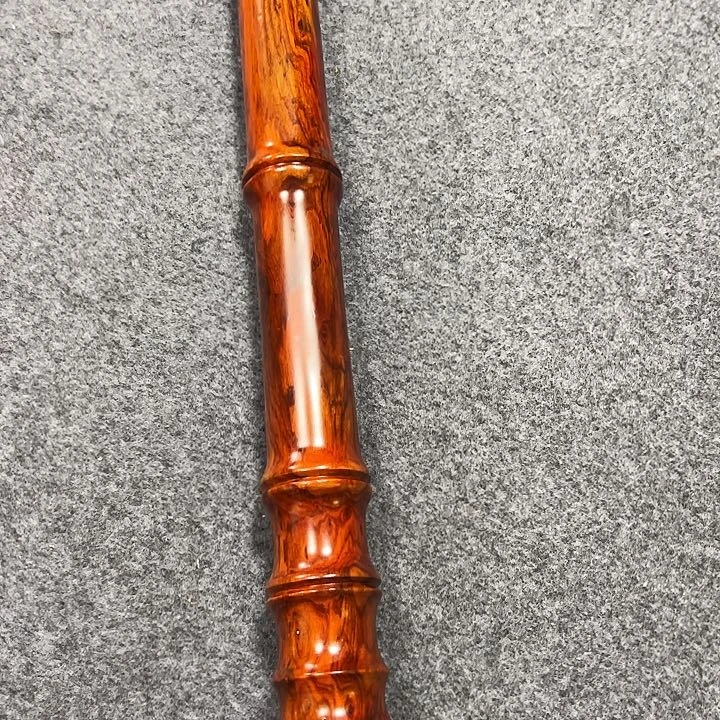 嘉***谢老挝大红酸枝棍子一个