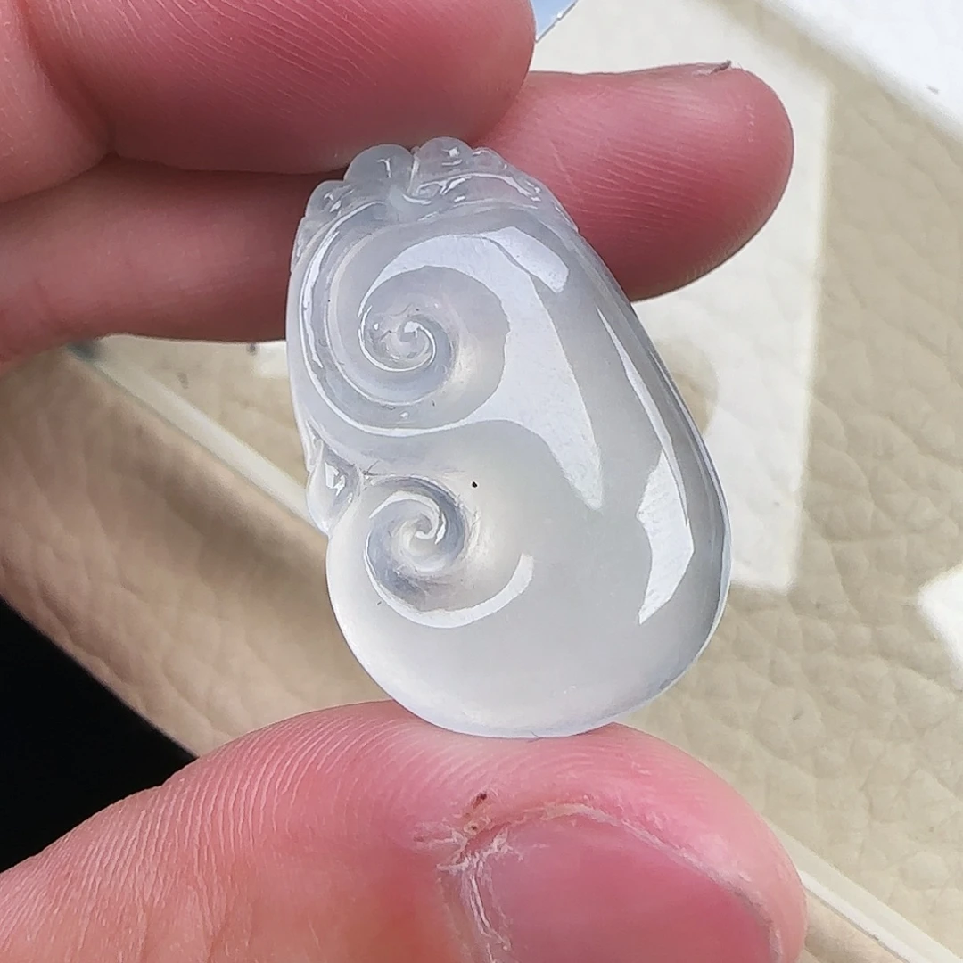P***N翡翠未镶嵌颈饰翡翠