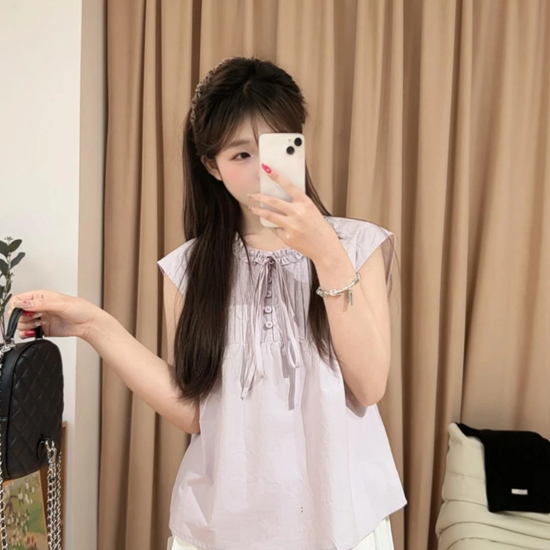 84806余小鱼【寻梦小衫】三色圆领花边五粒扣系带百搭上衣小衫女装
